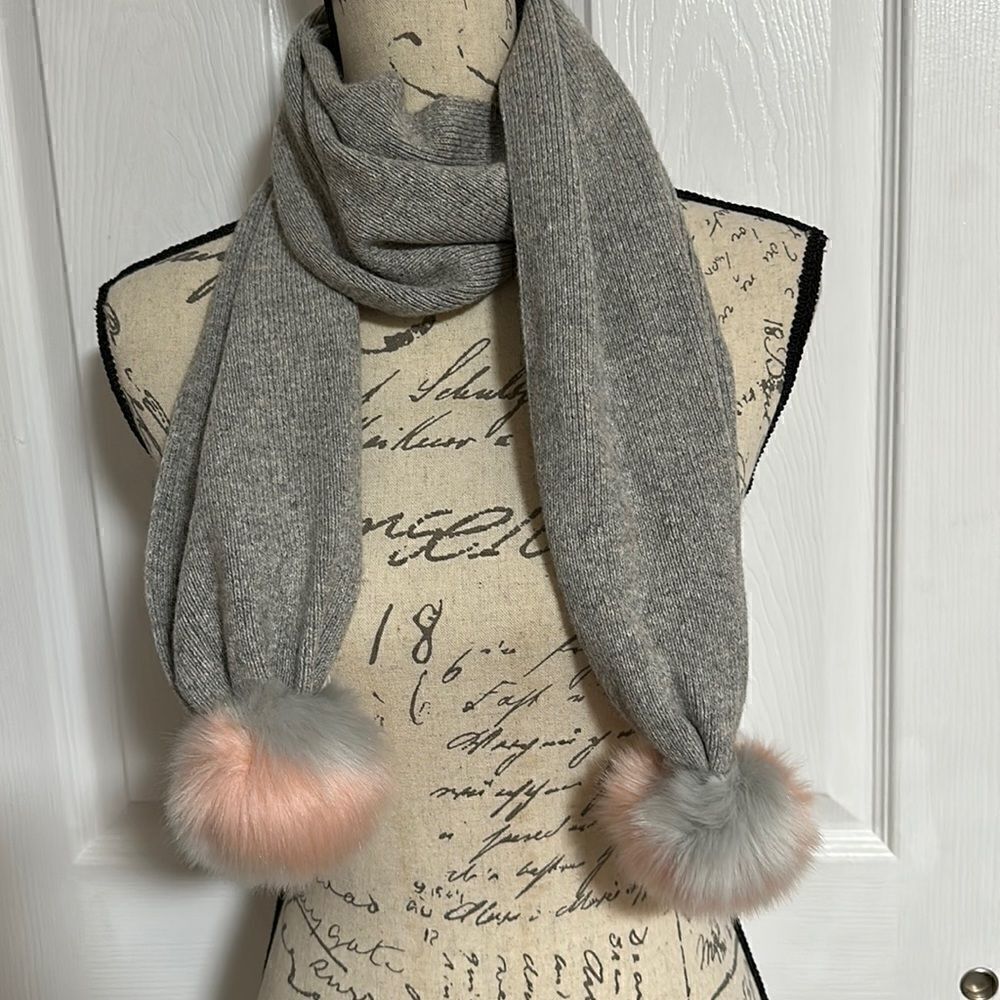 J. CREW CUTS SCARF GRAY/PINK/WHITE - Picture 1 of 5